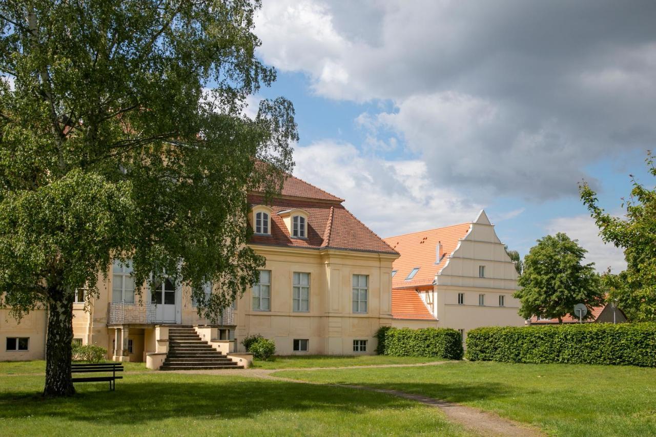 Gaestehaus Reckahn Der Rochow Akademie Екстер'єр фото